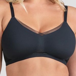 Honeylove black bra sized Medium, like new without tags